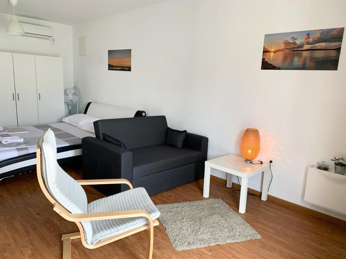 Apartments Cvijet Mora Sreser Exterior photo